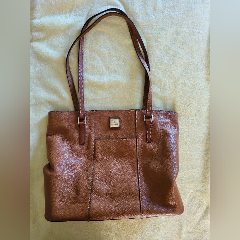 Dooney & Bourke leather bag